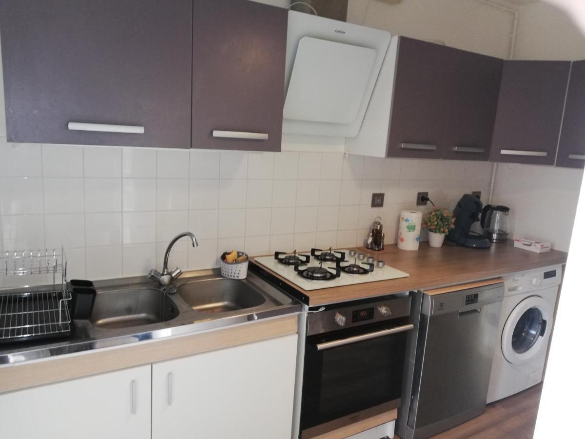 Grand T3 Avec Clim, Parking Et Terrasse Privative - Agen Apartment Bagian luar foto